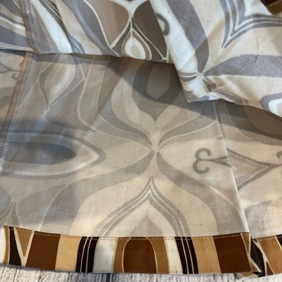 Brown Geometric Midi Skirt - Picture 3 of 6